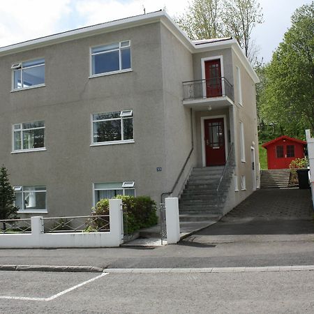 Brekkugata 33 Guesthouse Akureyri Ngoại thất bức ảnh
